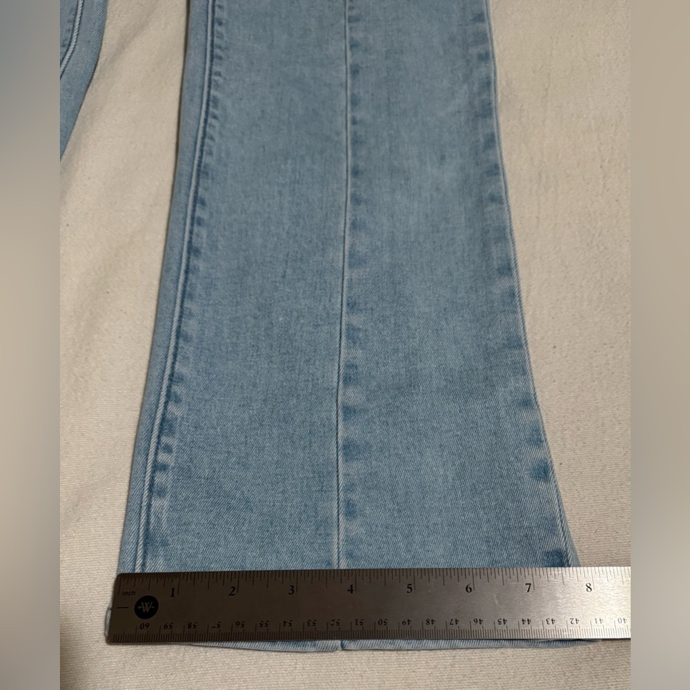 PAIGE Women's Sky Blue Denim Overalls, Size 27
Like New - Picture 12 of 12